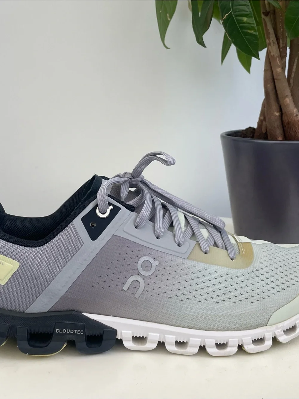 Women Size 9 On Running Cloudflow Alloy Magnet Running Shoes Men 7.5